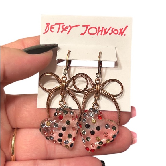 Betsey Johnson Clear Heart Rhinestone Earrings - Picture 1 of 3